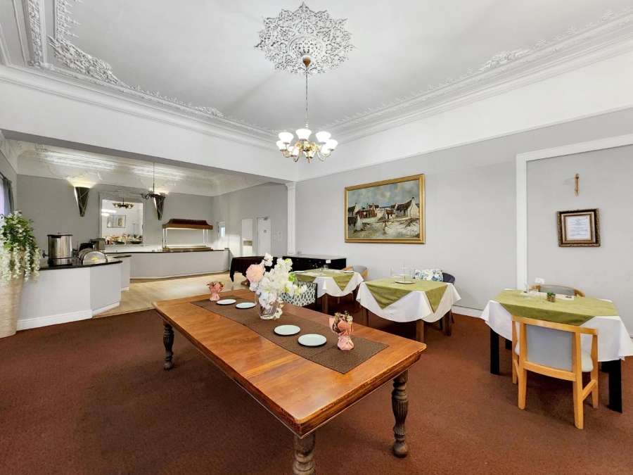 0 Bedroom Property for Sale in Sea Point Western Cape